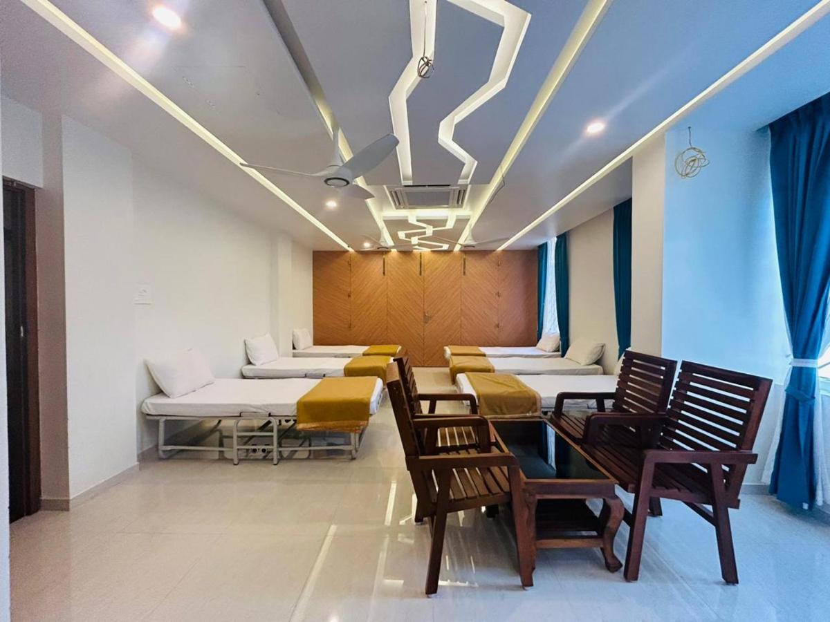 Sree Bharat Residency Hotel Alandurai Exterior photo